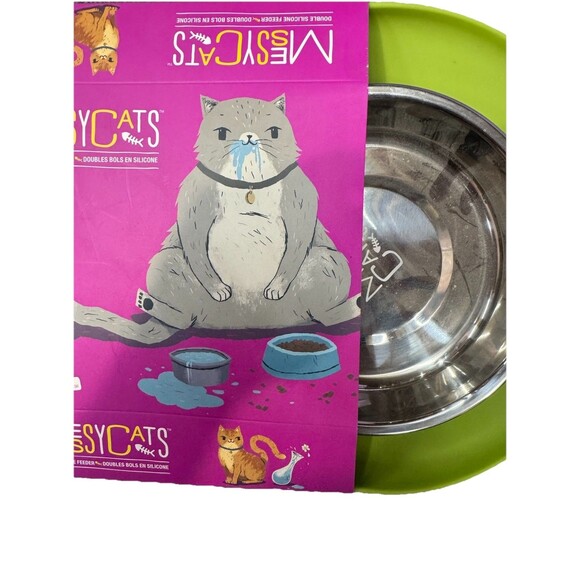 Messy Cats Double Silicone Cat Feeder Green w/ 2 Stainless Steel Bowls - Picture 3 of 4